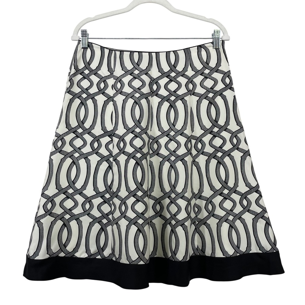 White House Black Market Size 4 Silk A-Line Skirt Black White‎ Geometric Print
